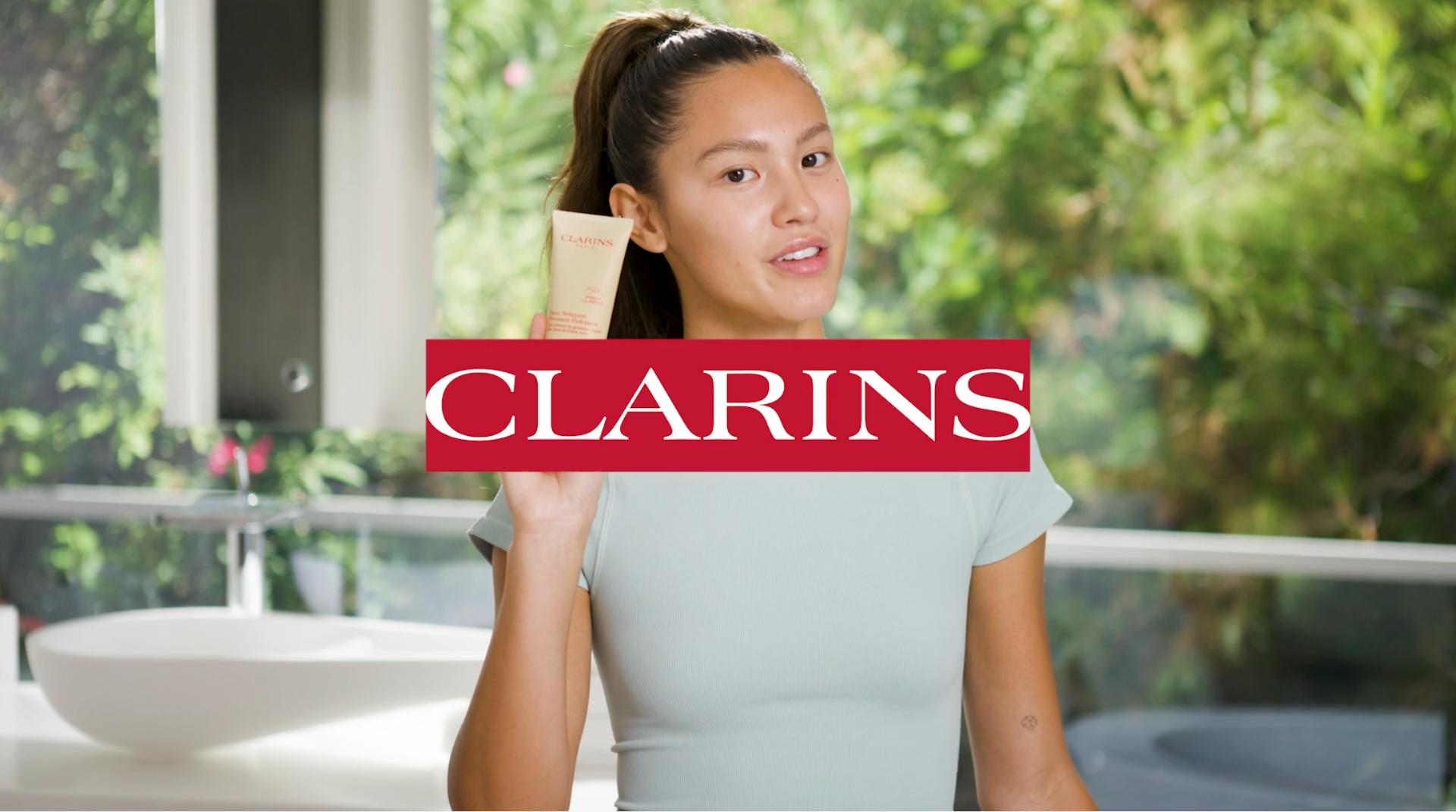 Clarins video